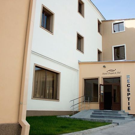 Hotel Dusan Si Fiul Resita Nord Экстерьер фото
