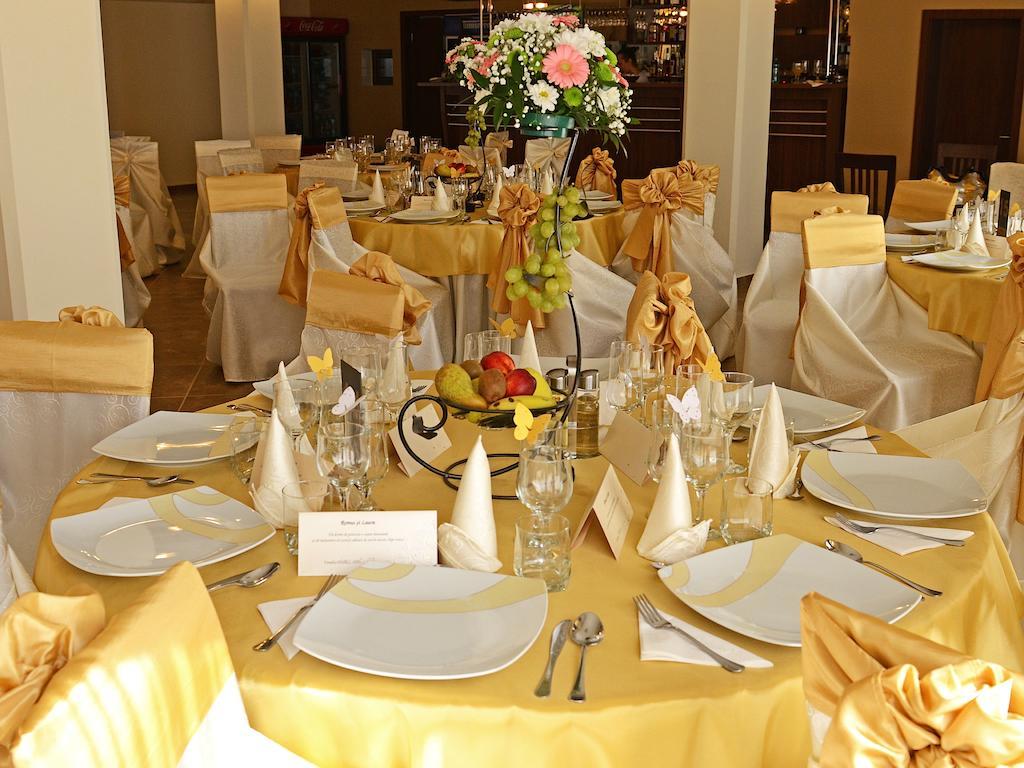 Hotel Dusan Si Fiul Resita Nord Экстерьер фото