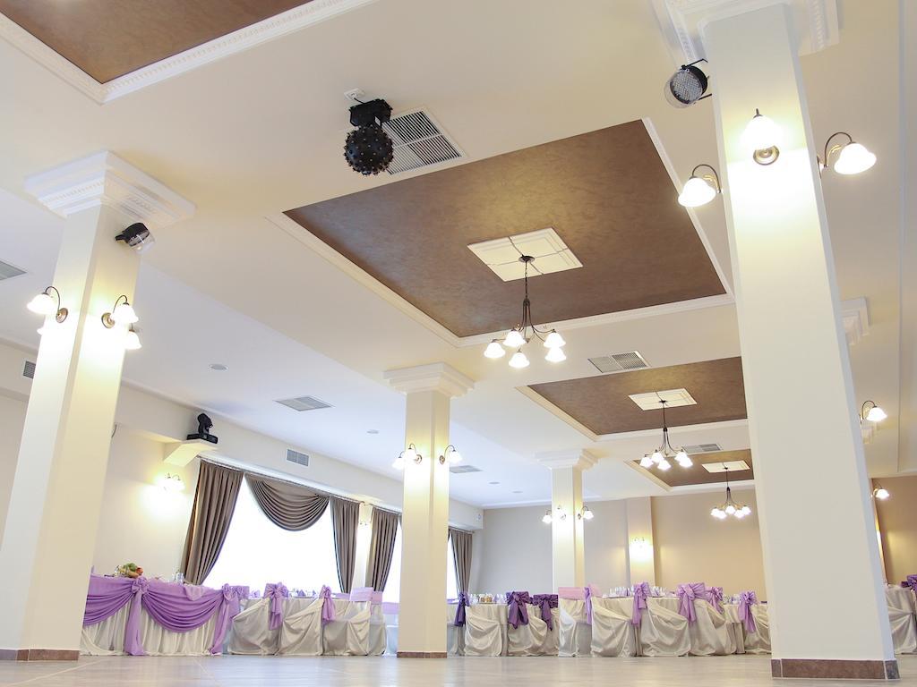 Hotel Dusan Si Fiul Resita Nord Экстерьер фото